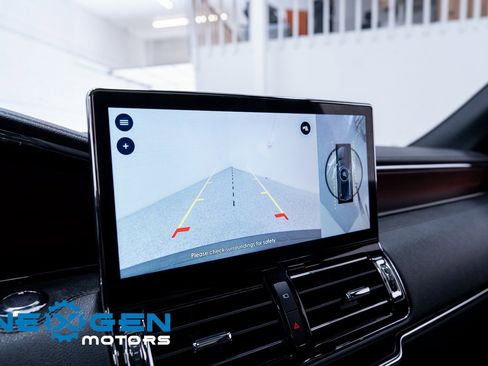 Used 2022 Lincoln Navigator Reserve image 40