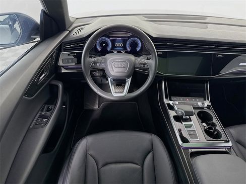 Used 2021 Audi Q8 Premium Plus image 24