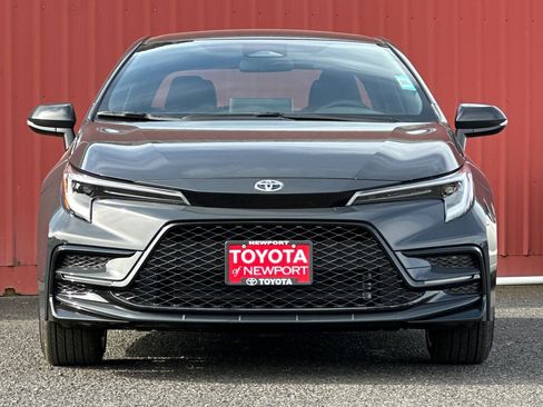 New 2026 Toyota Corolla SE w/ SE Premium Package image 3