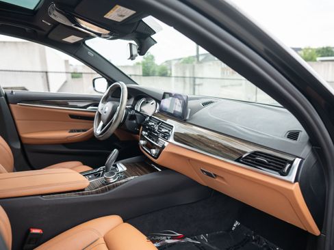 Used 2019 BMW 540i RWD image 15