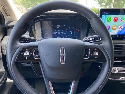 Used 2023 Lincoln Corsair FWD image 21