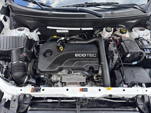 Used 2021 Chevrolet Equinox LS w/ LS Convenience Package FWD image 36