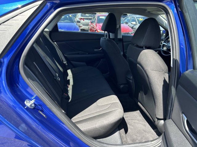 Used 2023 Hyundai Elantra SEL w/ Convenience Package FWD image 15