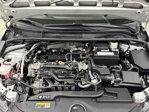 Used 2023 Toyota Corolla LE image 31