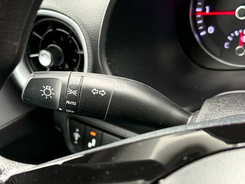 Certified 2023 Kia Forte LXS w/ LXS Technology Package image 26