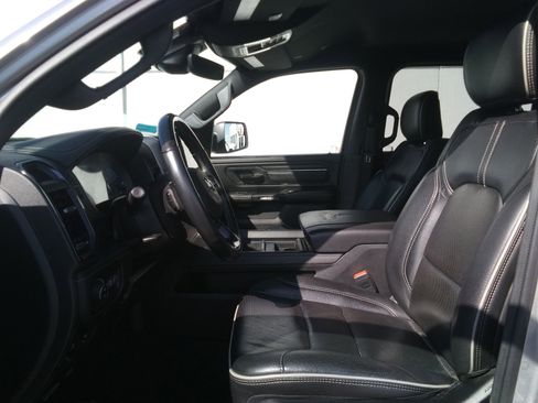 Used 2022 RAM 1500 Limited w/ Bed Utility Group image 13