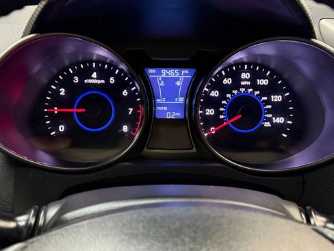 Used 2013 Hyundai Veloster RE:MIX Edition image 27