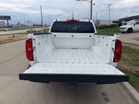 Used 2018 Chevrolet Colorado LT w/ LT Convenience Package image 10