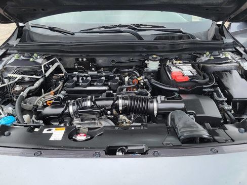 Used 2018 Honda Accord Sport image 29