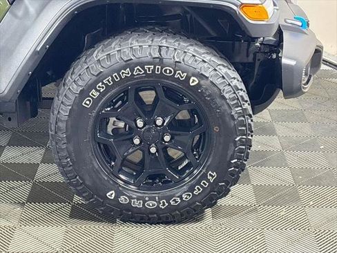 Certified 2023 Jeep Wrangler Unlimited w/ Cold Weather Group AWD/4WD image 23
