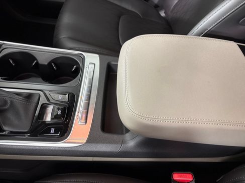 New 2026 Kia Carnival EX FWD image 30