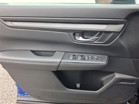 Certified 2023 Honda CR-V LX image 12