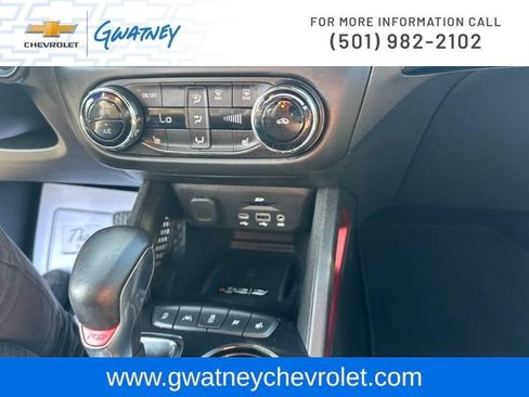 Used 2022 Chevrolet TrailBlazer RS w/ Sun and Liftgate Package FWD image 19
