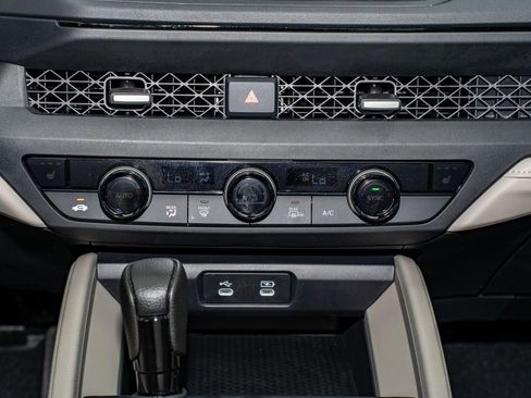 Certified 2025 Honda Accord SE image 23