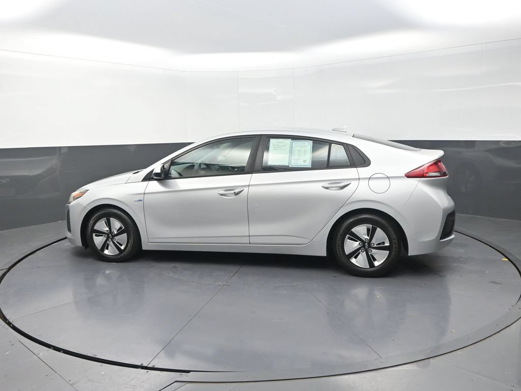 Used 2018 Hyundai Ioniq Blue FWD image 6