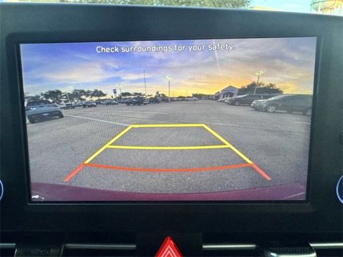 Used 2023 Hyundai Elantra SEL w/ Preferred Accessory Package image 18