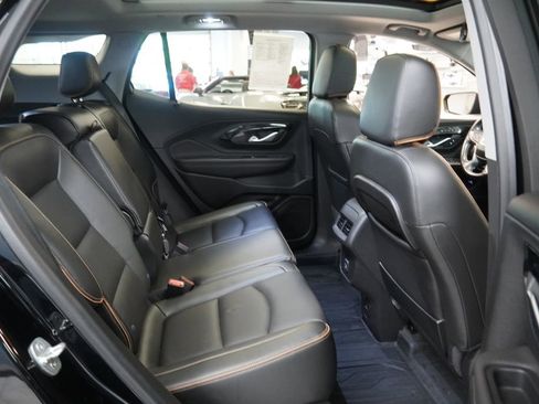 Used 2022 GMC Terrain AT4 w/ Infotainment Package II AWD/4WD image 33