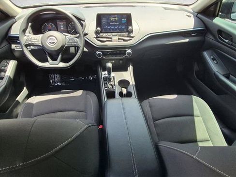 Certified 2025 Nissan Altima 2.5 S FWD image 16
