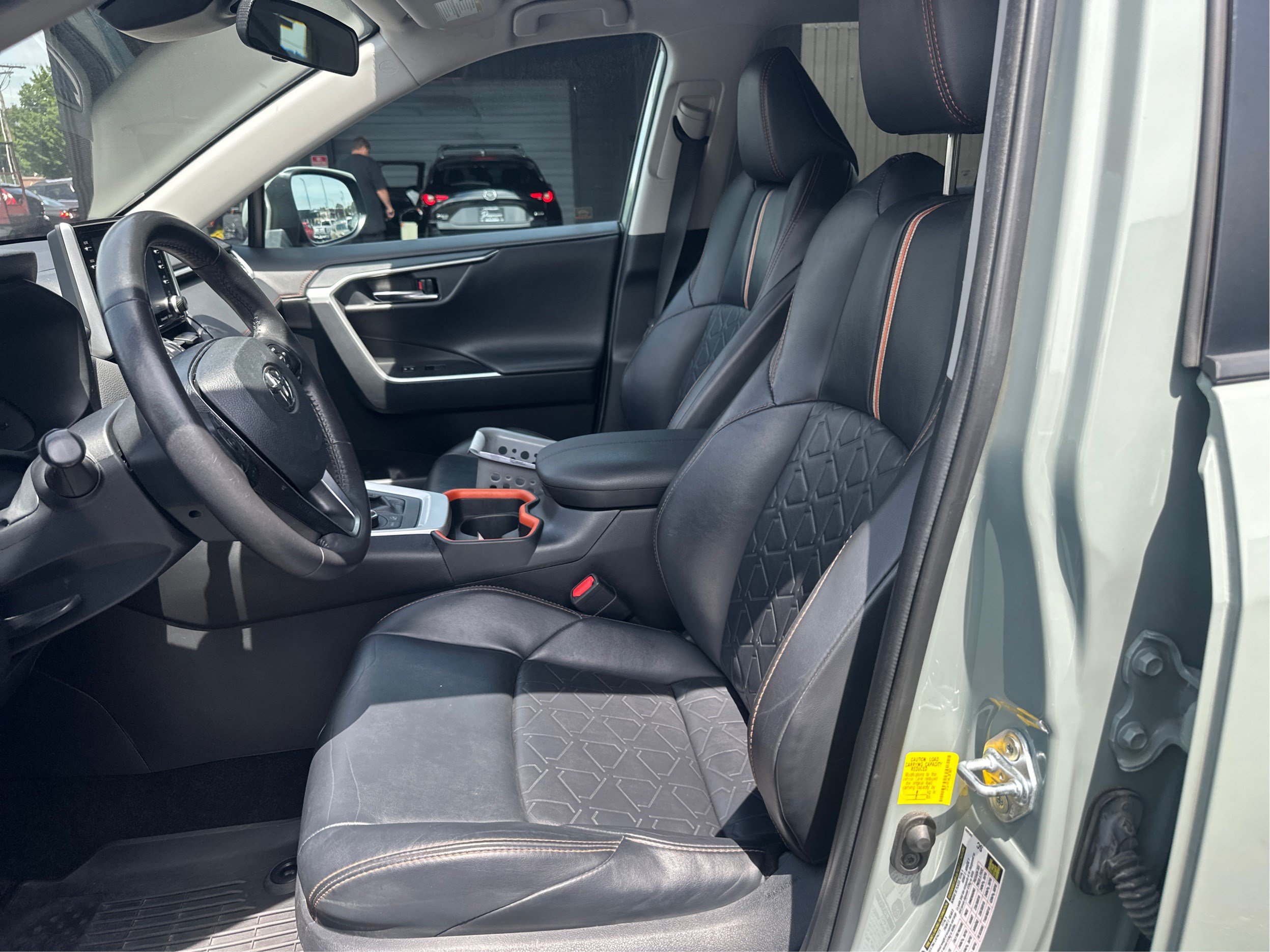Used 2020 Toyota RAV4 Adventure AWD/4WD image 9