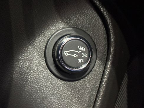 Used 2023 Buick Encore GX Select w/ Sport Touring Package image 33