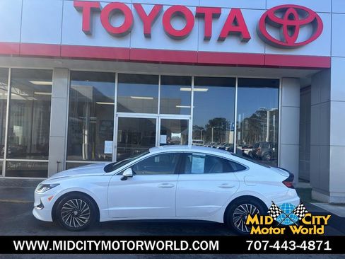 Used 2021 Hyundai Sonata SEL image 1