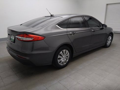 Used 2019 Ford Fusion S FWD image 9