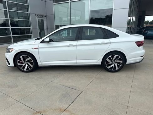 Used 2020 Volkswagen Jetta GLI FWD image 4