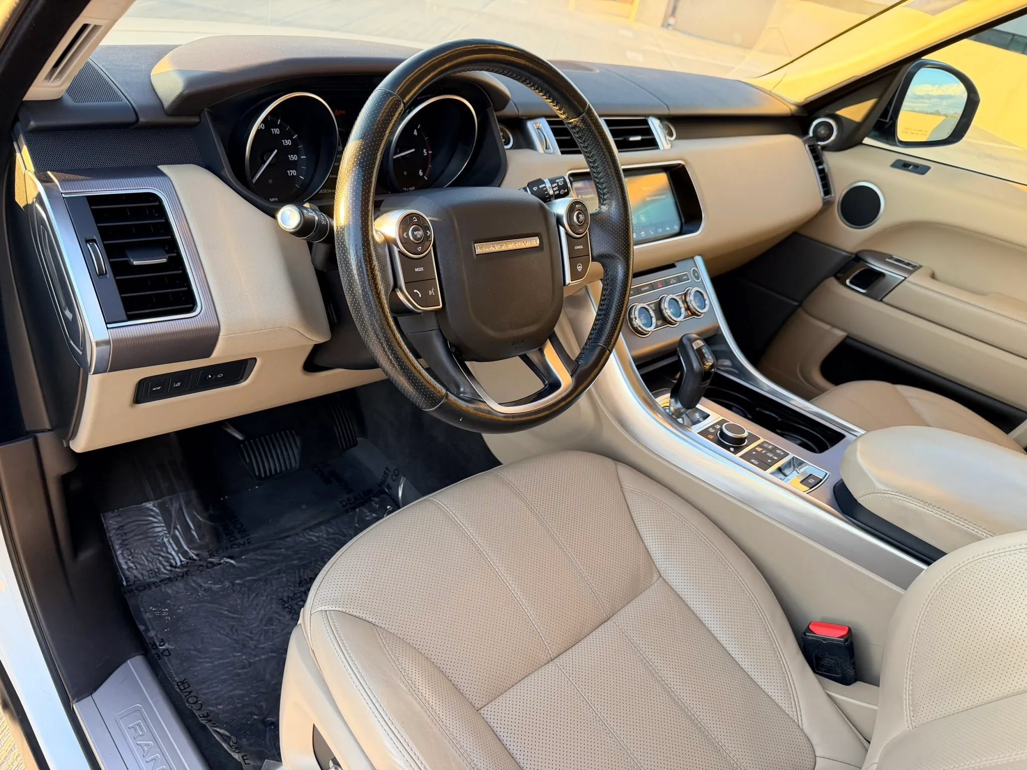 Used 2017 Land Rover Range Rover Sport HSE AWD/4WD image 8