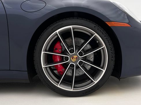 Used 2020 Porsche 911 Carrera 4S AWD/4WD image 30