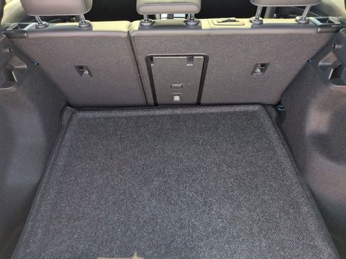 Certified 2025 Volkswagen ID.4 Pro S w/ ID.4 Black Package image 21