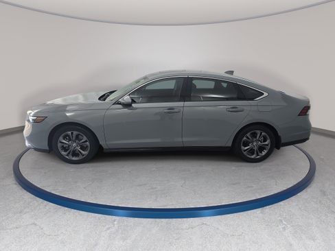 Used 2024 Honda Accord EX-L image 8
