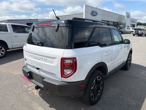 Used 2021 Ford Bronco Sport Outer Banks w/ Outer Banks Package (96D) AWD/4WD image 3