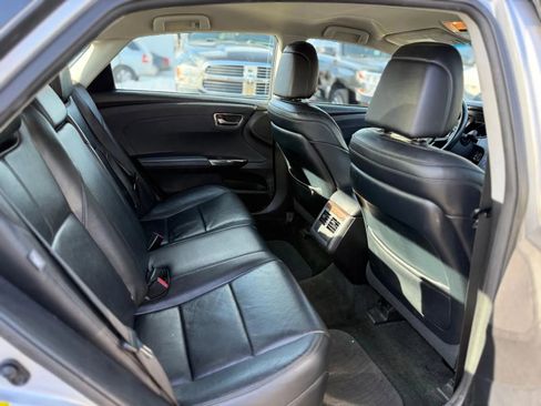 Used 2013 Toyota Avalon XLE image 19