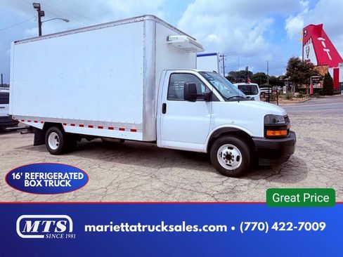 Used 2024 Chevrolet Express 3500 w/ Power Convenience Package RWD image 1