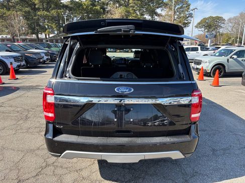 Used 2021 Ford Expedition Max XLT image 9