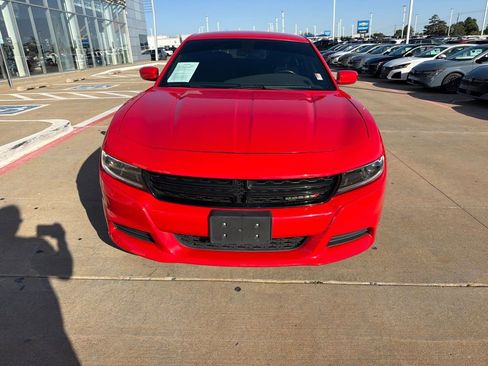 Used 2022 Dodge Charger SXT RWD image 8