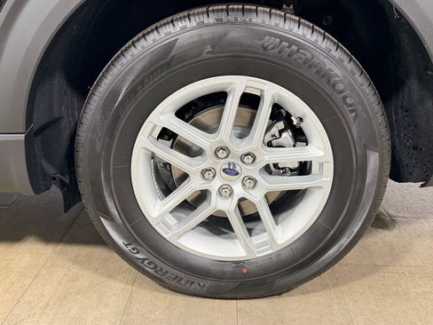 New 2026 Ford Explorer Active w/ Active Comfort Package RWD image 15