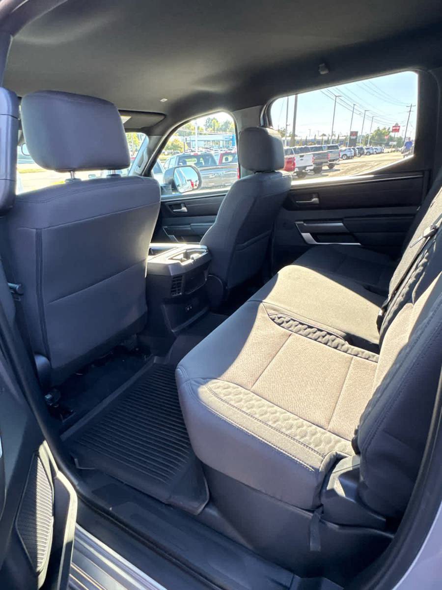 Used 2025 Toyota Tundra SR5 AWD/4WD image 27