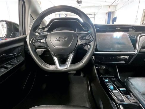 Used 2023 Chevrolet Bolt LT FWD image 17