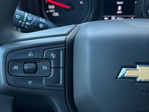 Certified 2025 Chevrolet Silverado 1500 Custom image 26