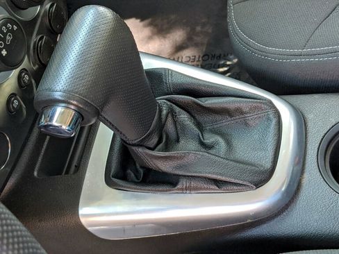 Used 2010 HUMMER H3T image 14