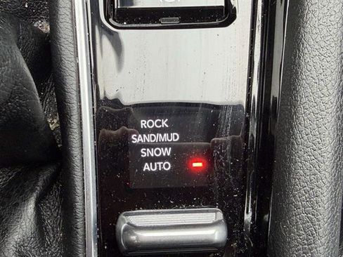 Used 2022 Jeep Compass Trailhawk AWD/4WD image 38