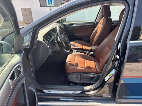 Used 2017 Volkswagen Golf Alltrack SE AWD/4WD image 14