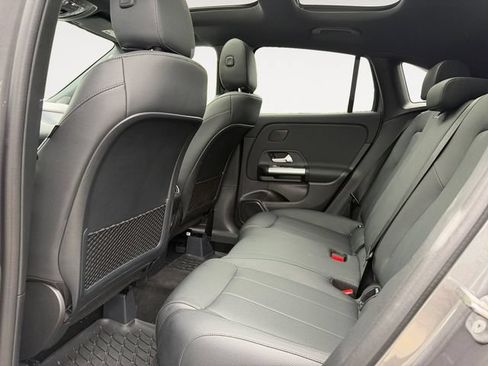 Used 2026 Mercedes-Benz GLA 250 4MATIC image 13