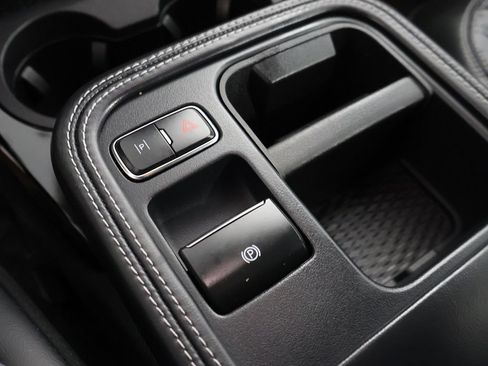 Used 2025 Ford Mustang Mach-E Premium AWD/4WD image 50