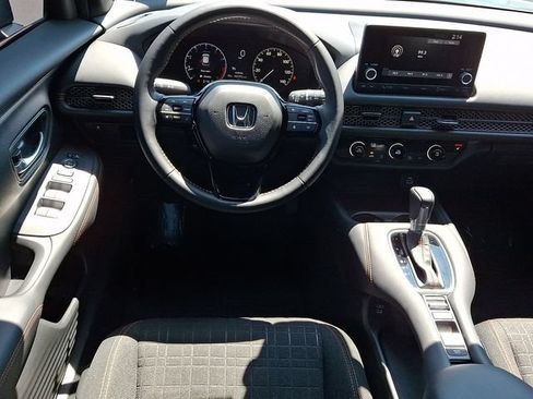 Used 2025 Honda HR-V Sport image 15