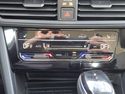 New 2026 Volkswagen Jetta SE image 15