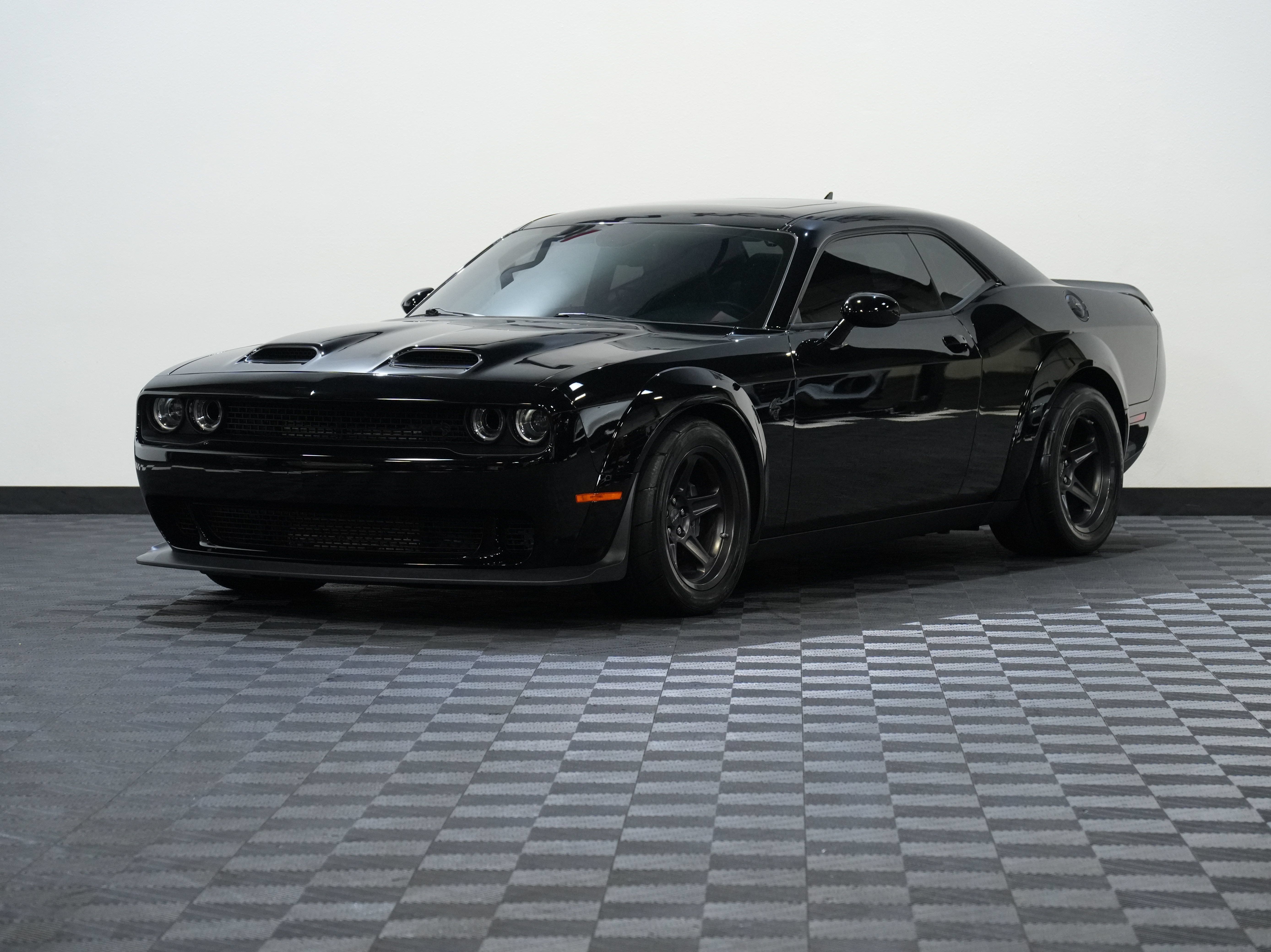 Used 2022 Dodge Challenger SRT Super Stock RWD image 3