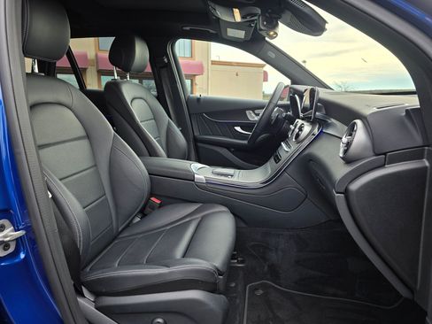 Used 2022 Mercedes-Benz GLC 300 4MATIC image 14