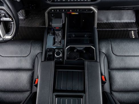 Used 2022 Toyota Tundra Limited w/ TRD Off-Road Package image 28